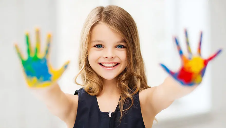 A escola deve ensinar só português e matemática?